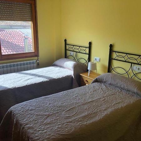 Bar Hostal Torralba De Los Sisones 外观 照片