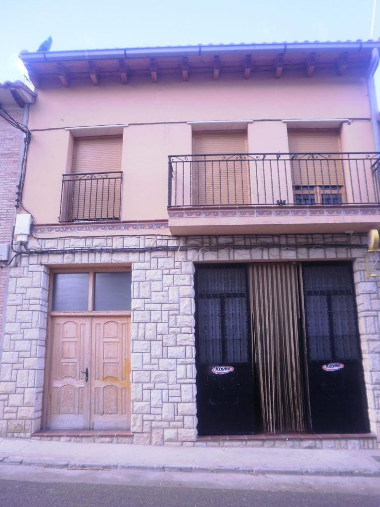 Bar Hostal Torralba De Los Sisones 外观 照片